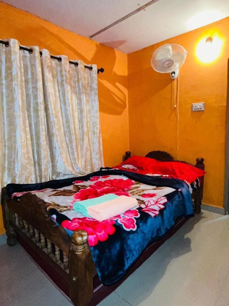 Preetham Homestay Kushalanagar Bagian luar foto